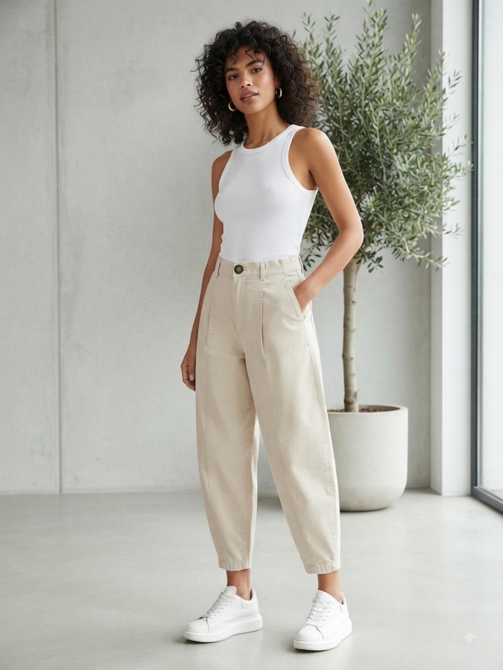 ZARA High-Rise Barrel / Slouchy Beige Pants (Size M)